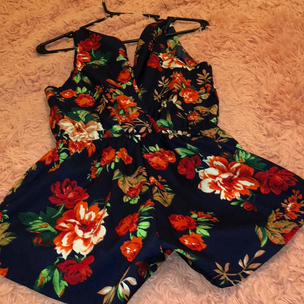 SUMMER ROMPER! - Picture 2 of 3